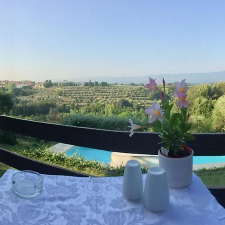 Alcova Not Just Another B&b... Bed and breakfast *